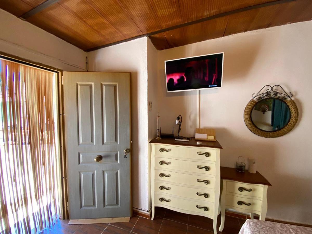 Estudio Coqueto Con Cocina, Bano Y Piscina De Temporada Compartida, A 8Km De Cordoba, En Plena Sierra,By Trassierrarooms Eksteriør bilde
