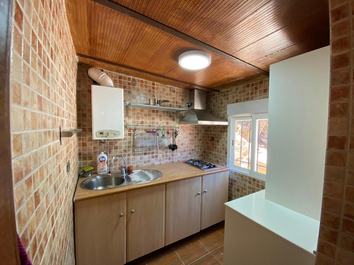 Estudio Coqueto Con Cocina, Bano Y Piscina De Temporada Compartida, A 8Km De Cordoba, En Plena Sierra,By Trassierrarooms Eksteriør bilde